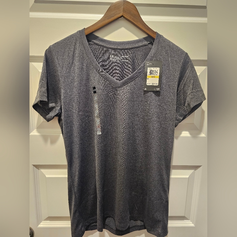 Under Armour Vneck Tshirt NWT